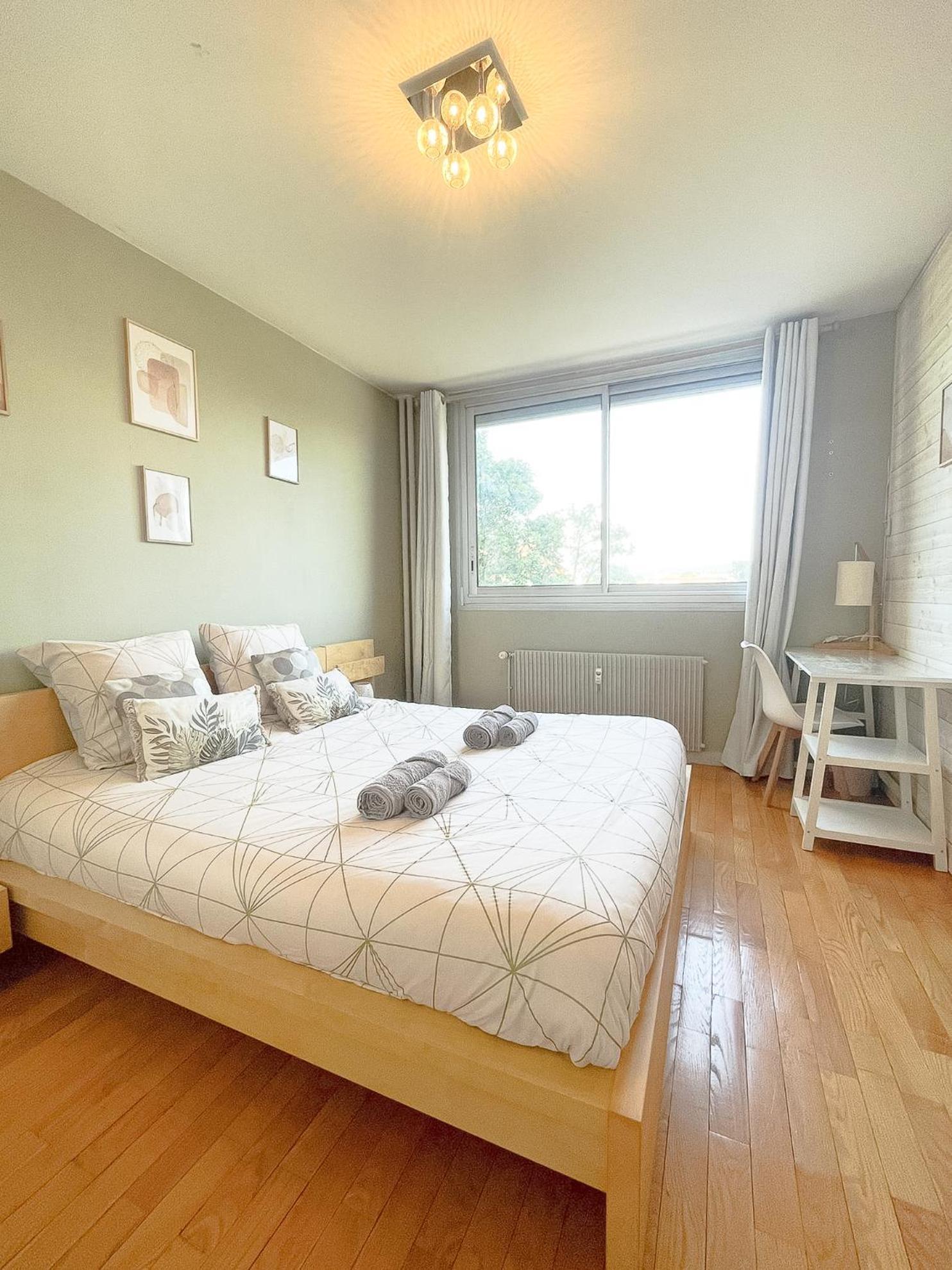 Appartement Spacieux Avec Balcon Bourg-en-Bresse Kültér fotó