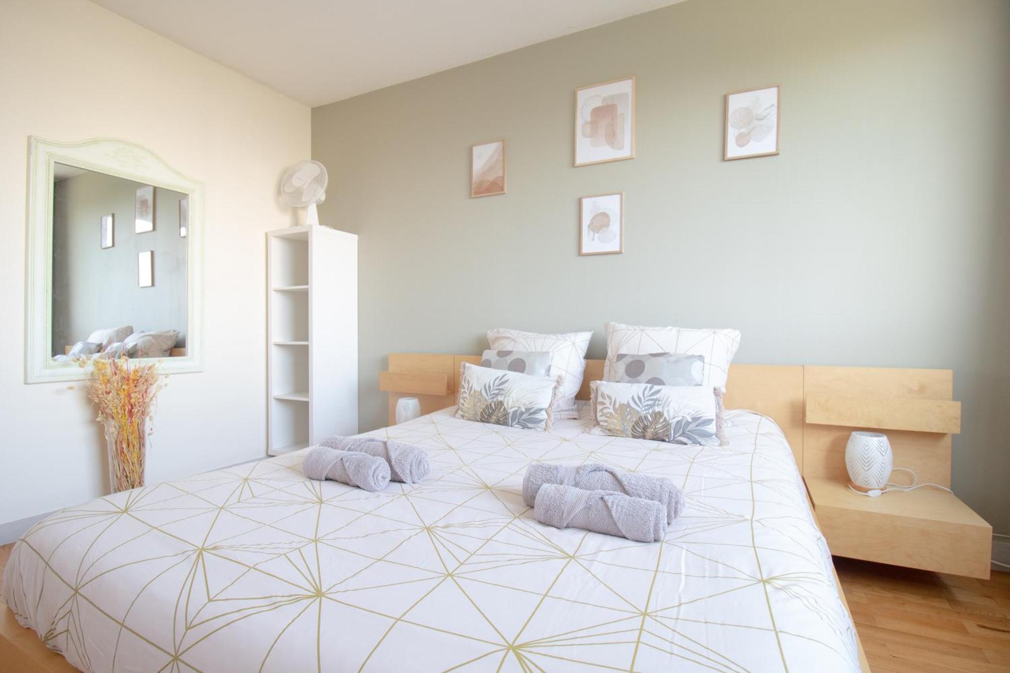 Appartement Spacieux Avec Balcon Bourg-en-Bresse Kültér fotó